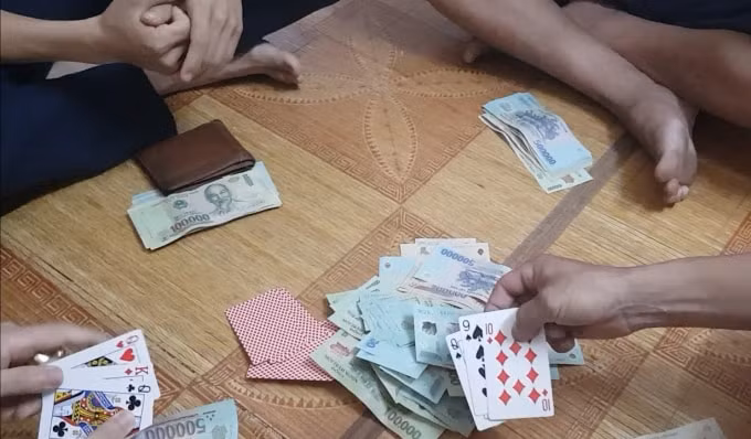 Công an TP Hồ Chí Minh cho biết đã ra quyết định khởi tố nguyên Phó Trưởng công an phường 6, quận 6 . Ảnh minh họa - internet