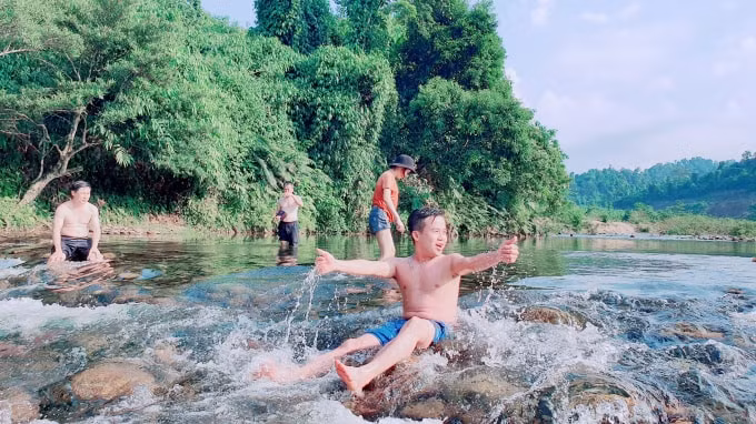 Công ty CP lữ hành Thành Sen đang khởi động các chương trình tour mới