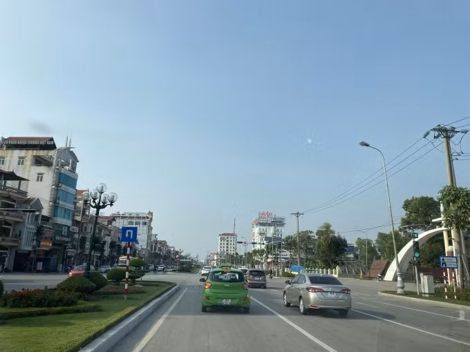 Kết nối giao thông của hai tinh Bắc Giang- Bắc Ninh là điều kiện tiên quyết cho sự phát triển kinh tế. Ảnh: Hoàng Dương