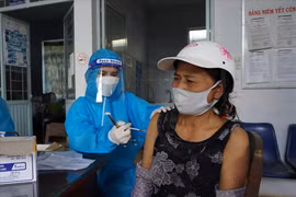 Kon Tum: Tiếp tục rà soát, hoàn trả tiền chênh lệch cho người dân mua xét nghiệm nhanh Covid-19