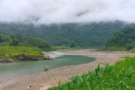 Hà Giang: 2 vợ chồng mất tích trên sông Gâm