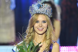 Chiêm ngưỡng 12 hoa hậu trong lịch sử các cuộc thi Miss Supranational
