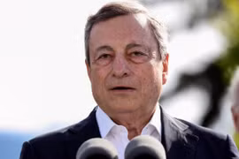 Tổng thống Ý kêu gọi Thủ tướng Draghi không từ chức