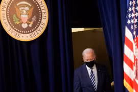 Năm 2022 đầy sóng gió đang chờ Tổng thống Biden