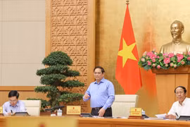 Thủ tướng: Khắc phục bằng được tình trạng thiếu thuốc, vật tư, trang thiết bị y tế
