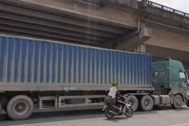 Tăng cường kiểm tra, xử lý container hoán cải chở hàng quá tải