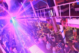 Hà Nội lý giải vì sao chưa mở lại quán karaoke, vũ trường