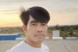 Truy tìm nghịch tử dùng súng bắn bố đẻ trọng thương