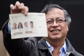 Colombia bầu nhà lãnh đạo cánh tả Gustavo Petro làm tổng thống