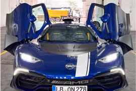Cận cảnh Mercedes-AMG ONE đầu tiên được bàn giao cho khách hàng