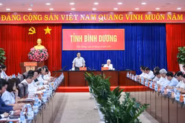 Thủ tướng Phạm Minh Chính làm việc với Ban Thường vụ Tỉnh ủy Bình Dương
