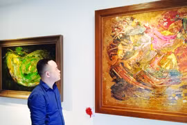 Sơn mài - cuộc chơi “đốt tiền”