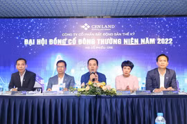 Cen Land chưa bao giờ thấy khó khăn mà chùn bước