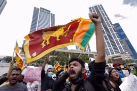 Sri Lanka tuyên bố vỡ nợ nước ngoài