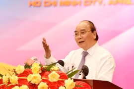 Chủ tịch nước Nguyễn Xuân Phúc: Hóc Môn, Củ Chi không phải mâm cỗ cho nhà đầu tư tận dụng trong cơn sốt giá