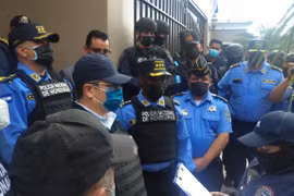 Bắt giữ cựu Tổng thống Honduras Hernandez, Mỹ tìm cách dẫn độ
