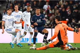 Mbappe tỏa sáng, PSG vất vả thắng 1-0 Real Madrid ở phút bù giờ