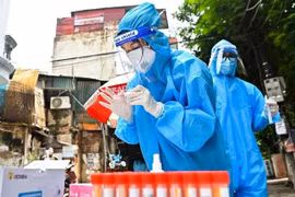 Thành phố Thái Nguyên yêu cầu giấy xét nghiệm với người đến, về địa phương