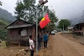 Quảng Bình: Đưa “Ánh sáng vùng biên” đến với người dân vùng sâu, vùng xa