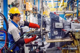 Nới trần làm thêm giờ: Tiếp sức cho doanh nghiệp hồi sức sau COVID-19