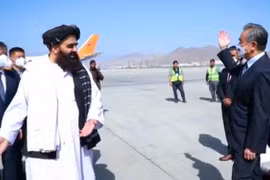 Ngoại trưởng Trung Quốc công du đến Afghanistan