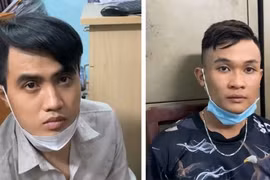 Cảnh sát đặc nhiệm truy đuổi, đạp ngã và bắt gọn 2 tên cướp giật tài sản