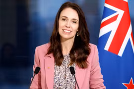 Thủ tướng New Zealand đến Hà Nội, bắt đầu thăm chính thức Việt Nam