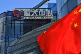 Evergrande một lần nữa lâm nguy khi bị yêu cầu phá bỏ 39 tòa nhà trị giá 13 tỷ USD tại Trung Quốc