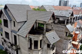 Hàng chục biệt thự triệu USD, bỏ hoang trong lòng thành phố Thủ Đức