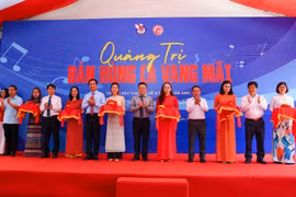 Khơi dậy niềm tự hào, khát vọng hòa bình, hồi sinh và phát triển