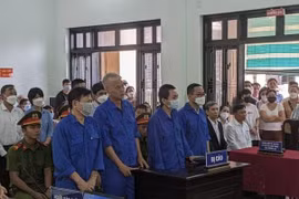 Hoãn phiên tòa xét xử sơ thẩm vụ án đưa, nhận hối lộ ở Cảng Hàng không quốc tế Phú Bài