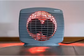 Đức: Lo ngại mùa đông không khí đốt, người dân đổ xô mua máy sưởi điện