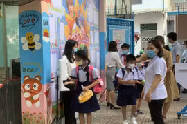 TP. HCM sắp tiêm vaccine ngừa Covid-19 cho trẻ từ 5-11 tuổi: Phụ huynh nghĩ gì?
