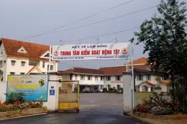 CDC Lâm Đồng phê duyệt 7 gói thầu liên quan tới Công ty Việt Á