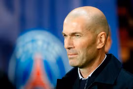PSG tha thiết muốn có HLV Zidane