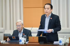 Lộ trình một số trường hợp trong dự án Luật Khám, chữa bệnh (sửa đổi) lên tới 10 năm là rất dài