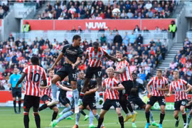 Arsenal thắng đậm Brentford ở vòng 8 Ngoại hạng Anh 2022/23
