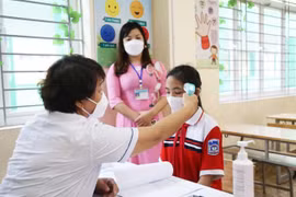 Ngày 18/4: Cả nước ghi nhận thêm 12.012 ca nhiễm COVID-19 mới