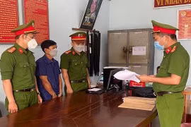 Khởi tố, bắt giam gã đàn ông dâm ô bé gái hàng xóm