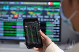Cổ phiếu thép gây ấn tượng, Vn-Index tiếp đà tăng
