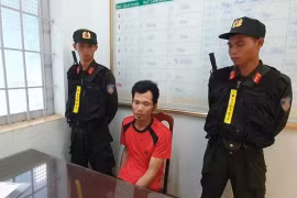 Bắt đối tượng truy nã lẫn trốn trong buôn làng của đồng bào dân tộc thiểu số