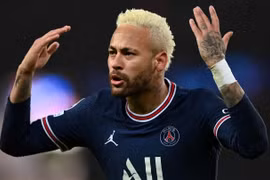 Neymar từ chối rời PSG