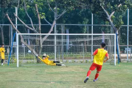 U19 Việt Nam tập đá luân lưu chuẩn bị trận bán kết với Malaysia