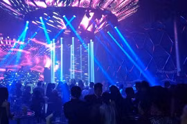 Căn cứ cấp độ dịch bệnh để mở cửa lại hoạt động karaoke, vũ trường