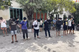 Bắt giữ nhóm "quái xế" đua xe trái phép ở TP. HCM