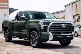 Xe bán tải Nhật Toyota Tundra 2022 đầu tiên về Việt Nam