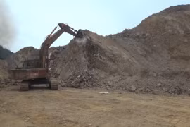 UBND tỉnh Thanh Hóa chưa xem xét đề nghị tận thu, vận chuyển đất của công ty Trường Phát