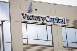 Cổ phiếu PTL tăng trần bất thường 5 phiên liền, Victory Capital giải trình ra sao?