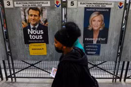 Thăm dò bầu cử Pháp: Ông Macron sẽ đánh bại bà Le Pen