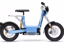 Mẫu xe điện có thiết kế đơn giản nhưng giá đắt hơn SH125
